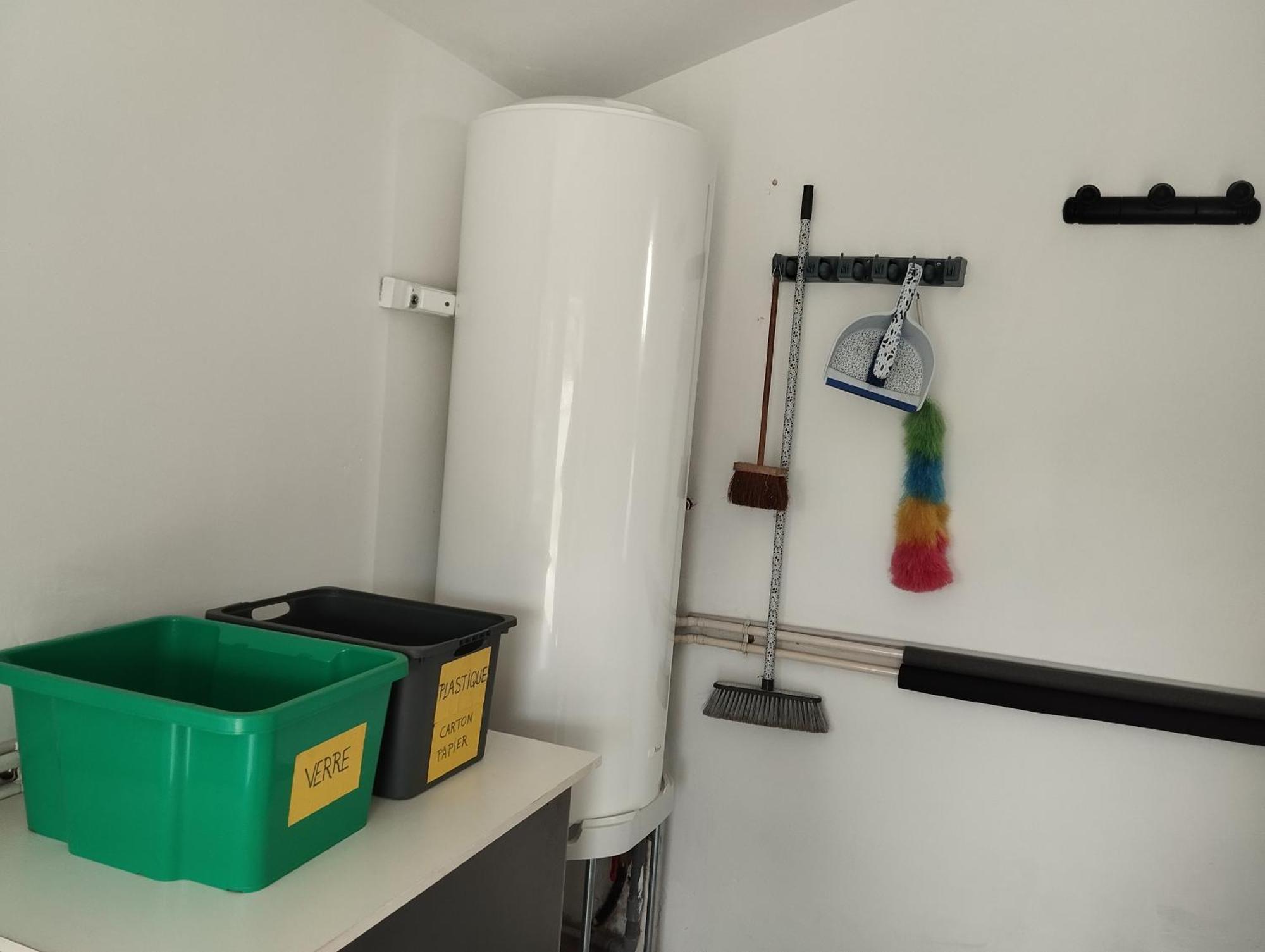 Maison Au Calme Avec Vue Etang Clesse  Exteriér fotografie