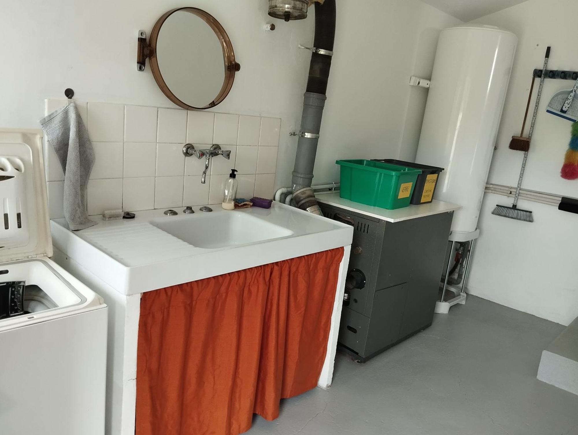 Maison Au Calme Avec Vue Etang Clesse  Exteriér fotografie